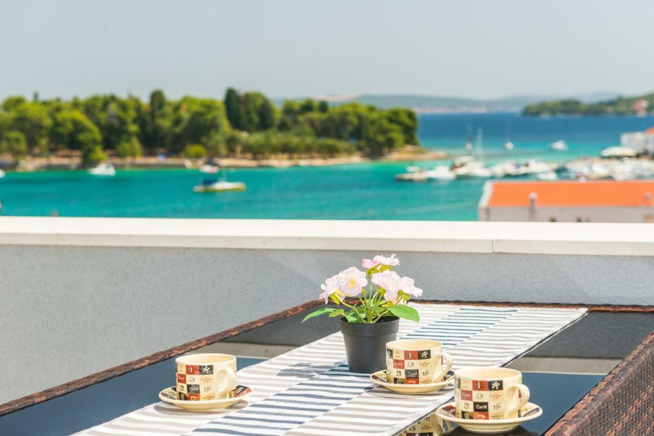 Apartments Sunrise Преко Экстерьер фото