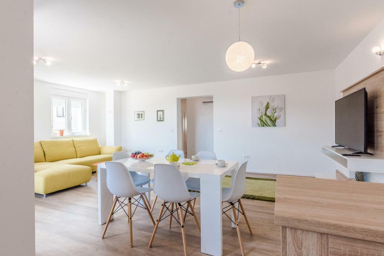 Apartments Sunrise Преко Экстерьер фото