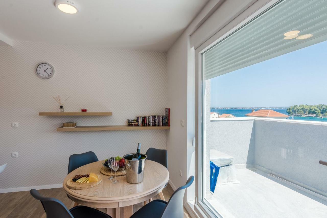 Apartments Sunrise Преко Экстерьер фото