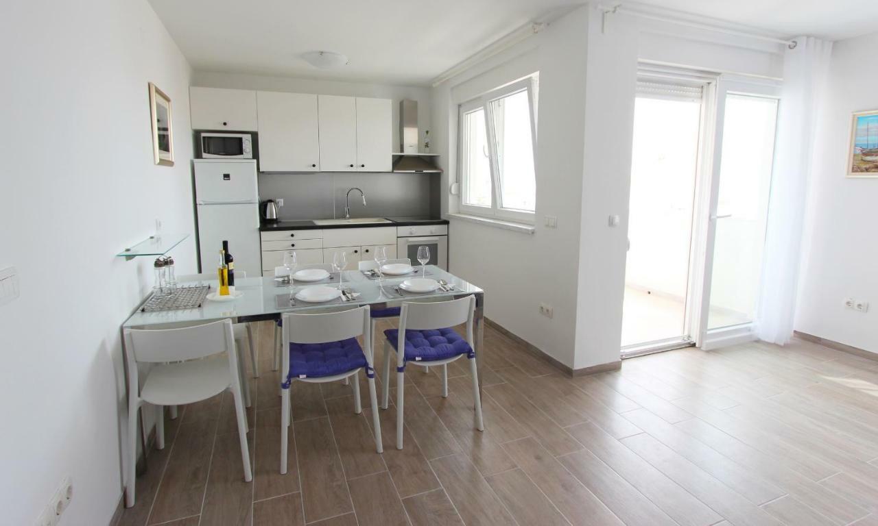 Apartments Sunrise Преко Экстерьер фото
