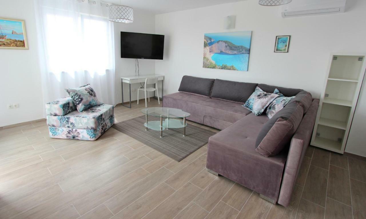 Apartments Sunrise Преко Экстерьер фото
