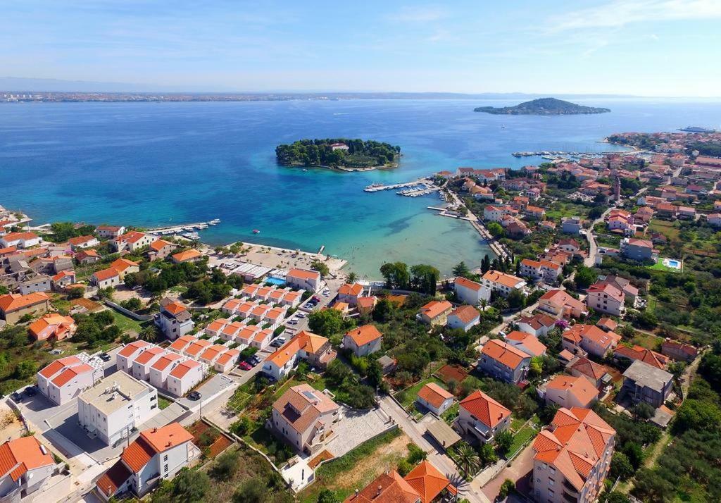 Apartments Sunrise Преко Экстерьер фото