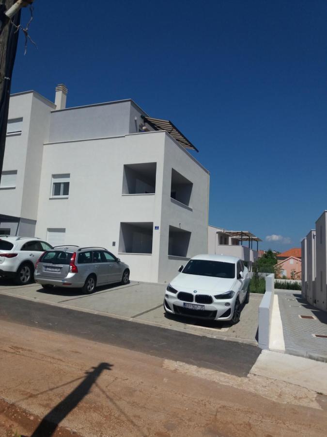 Apartments Sunrise Преко Экстерьер фото